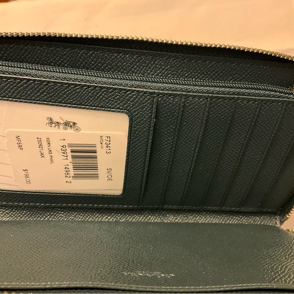 Coach Wristlet - Green - Picture 3 of 8